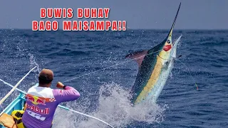 Traditional Handline Fishing - Giant Malasugi | Philippines Primitive Fishing