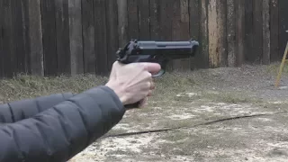 Первые выстрелы из пистолета Беретта 92ФС 9х19мм / First shoots from pistol Beretta 92FS 9x19mm