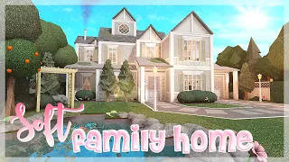 Soft Family Home | Bloxburg Speed Build