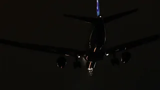 인천공항 야간 항공기 착륙, 5월25일 밤,