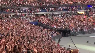 ‘We Will Rock You’ Queen by Rockin’1000 - Stade de France, Paris - 29/06/2019