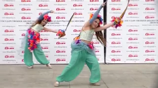 Танец "Цветы России"