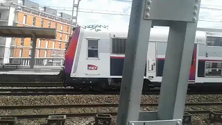 Passage d'une Z20900 IDF + une Z8800 Carmillion à Vitry RER C