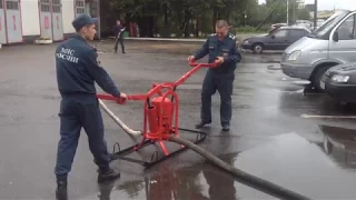 Пожарный ручной насос.Old manyal fire pump.