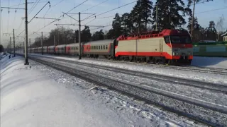 ЭП10-008 рассекает снег на скорости с поездом №46 Москва-Воронеж