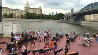 Starlight (MUSE cover) flashmob Moscow Gorky Park 18.06.2016