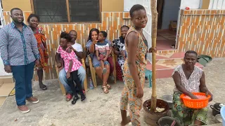 WIFE LEARNS TO POUND FUFU IN GHANA VILLAGE | Life In Ghana 🇬🇭