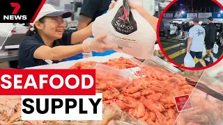 Thousands of Sydneysiders hit the iconic fish markets ahead of Good Friday | 7 News Australia