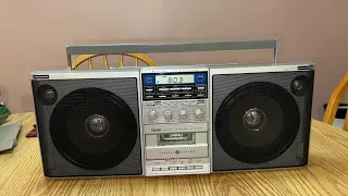 The Blockbuster II? 1983/84 GE Model 3-6035A/B Boombox