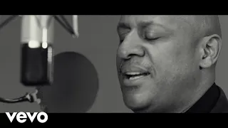 Brian Courtney Wilson - Inner City Blues (Make Me Wanna Holler)