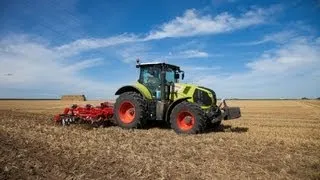 NEW Claas Axion 800 at work - déchaumage 2013 Claas Axion 810 aux champs