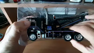 Ixo Altaya Freightliner Tow Truck From Terminator 2 movie Review