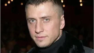 Павел Прилучный пояснил скандальное видео с ночевкой в автомобиле соседки