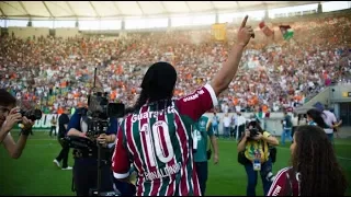 РОНАЛДИНЬО ЗАВЕРШИЛ КАРЬЕРУ_Ronaldinho10