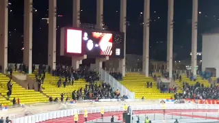 La Pluie pour les supporters de l'Etoile Rouge de Belgrade