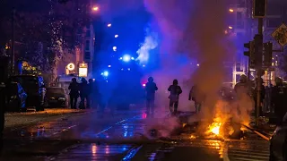 Gewaltsame Ausschreitungen auf Anti-Corona-Demo in Leipzig