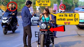 Proposing to DISTRICT JUDGE daughter prank || by Sumit cool dubey || prayagraj