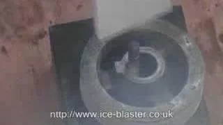 Karcher Dry Ice Blaster in Action - Cleaning metal component