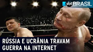 Após 5 meses de conflito, Rússia e Ucrânia travam guerra na internet | SBT Brasil (30/07/22)