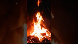 🔥 Cozy Fireplace & Burning Logs (3 HOURS). Relaxing Crackling Fireplace for Cozy Christmas | Winter