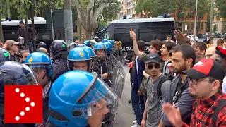 Proteste a Modena contro comizio Salvini: contestatori bloccati dalla polizia