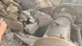 Super Giant Rocks Crusher In Action|Rubble Crusher|Master jaw Crusher|Super Satisfying Rock Breaker