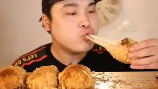 ASMR Mukbang (eating broadcasting) with Cheese bomb pork cutlet~!! (Eating Show) (subtitles offered)
