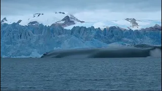 Espectacular desprendimiento del Perito Moreno