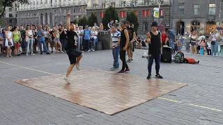 Уличные танцы на Крещатике (Киев 2017)