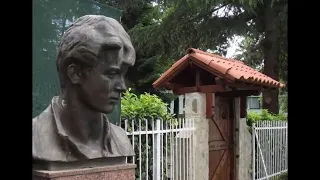 125 лет со дня рождения Сергея Есенина. Книги и памятники