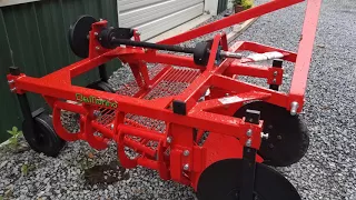 Woodward Crossings Presents the Delmorino DM100 Side Discharge Potato Digger