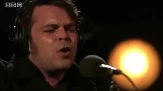 Gaz Coombes - Caught By The Fuzz (Live at Maida Vale)