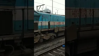 Full HARD Acceleration: WDP-4 Diesel-Electric Engine of Railway