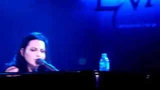 Good Enough - Evanescence (Live at the Hammersmith Apollo in London 4/11/11)