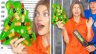 HOW TO BRING MAKEUP TO JAIL! 17 Funny Situations & DIY Ideas by Mr Degree