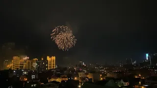 [4K] New Year Fireworks in Metro Manila, Philippines (View to Rockwell Makati from BGC)