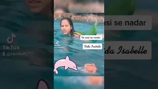 ya sabe flotar #vidaisabelle #nattinatasha #raphypina #piscina #natación