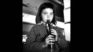 Björk - "Bapsi" - Álfur Út Úr Hól - Fálkinn - @ Hlíðrijinn Studios Iceland Dec (1977) - [HD]