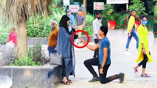 HINDU boy🧒 Proposing MUSLIM 🧕 Girl Prank  || By Sumit Cool Dubey || #Prank #Prayagraj