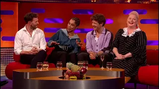 COMPLETO Graham Norton Show 6/1/2023 Jamie Dornan, James Norton, Sophie Okonedo, Siobhán McSweeney