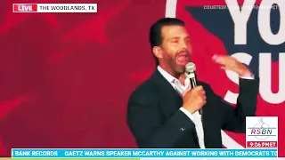 Desperate Don Jr has manic episode during live speech