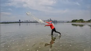 Berkah...! Jala Ikan Di Muara Hasilnya Babon Babon / Cast Net Tilapia