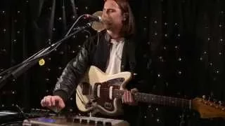 Jungle - Busy Earnin' (Live on KEXP)