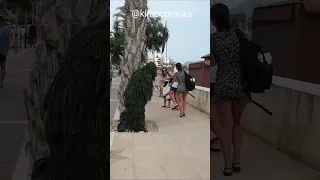 BUSHMAN PRANK in SPAIN SCARING PEOPLE  at The Beach   #bushmanprank #funny   #funnyprank  #viral