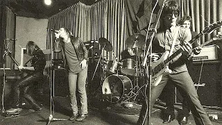 Radio Birdman - Radioactivity (Kraftwerk) Live 11/20/1977 Paddington Town Hall Sydney