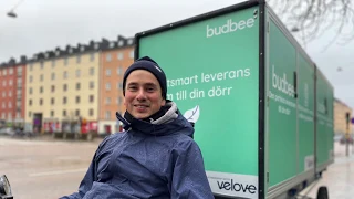 Budbee delivering with Velove Armadillo e-cargobikes