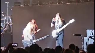 Dave Mustaine was pissed off and stopped show mid song to rant on security for bullying fan ..