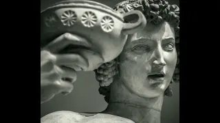 Статуи древнегреческих богов и героев