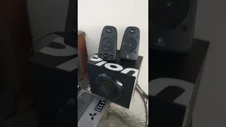 Caixa de Som Logitech z623 tocando em 50% - Agro Engenharia.Social ✅️