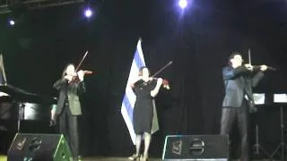 MAGIC VIOLINS.  WHAT a WONDERFUL WORLD